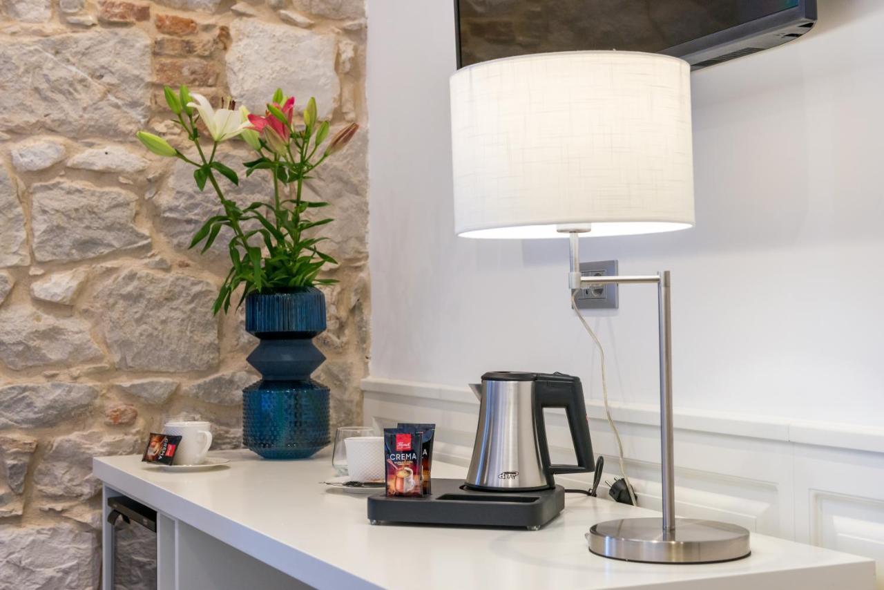 Palms Promenade Luxury Rooms Сплит Екстериор снимка