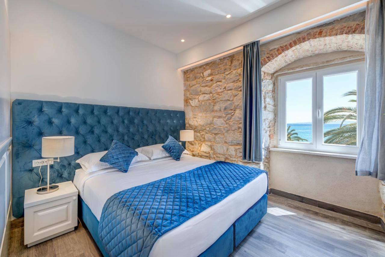 Palms Promenade Luxury Rooms Сплит Екстериор снимка