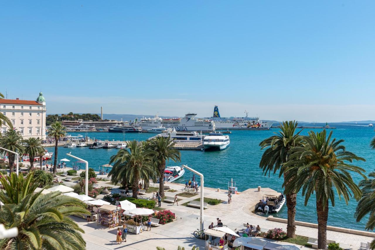 Palms Promenade Luxury Rooms Сплит Екстериор снимка